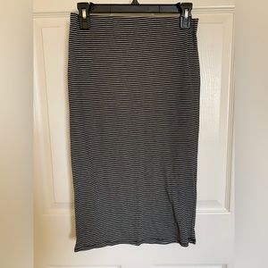 Pin striped pencil skirt